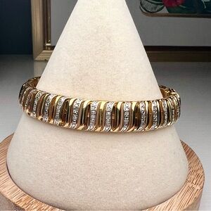 Elegant Timeless Glam Gold Crystal Women's Hinge Vintage Inspired Bracelet